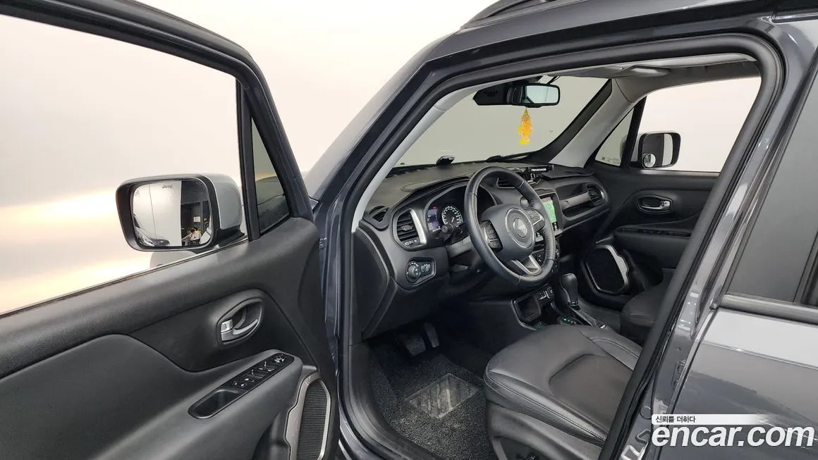 Jeep Renegade 2022 из KR, фото 10