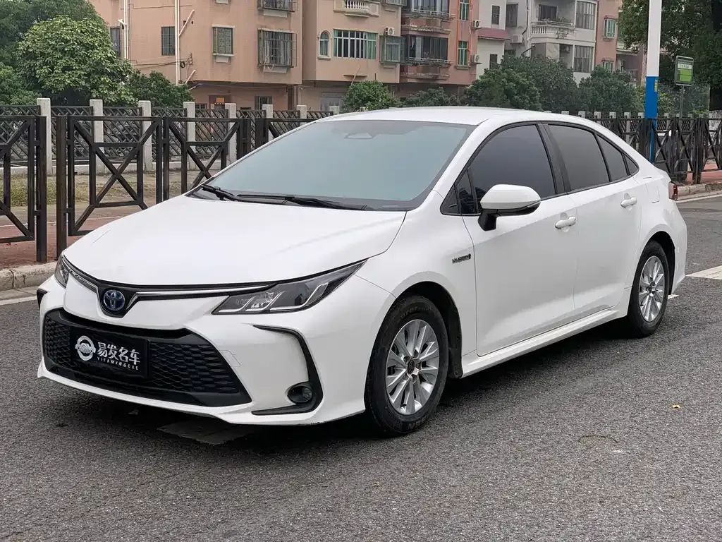 Toyota Corolla 2023 из CN, фото 2