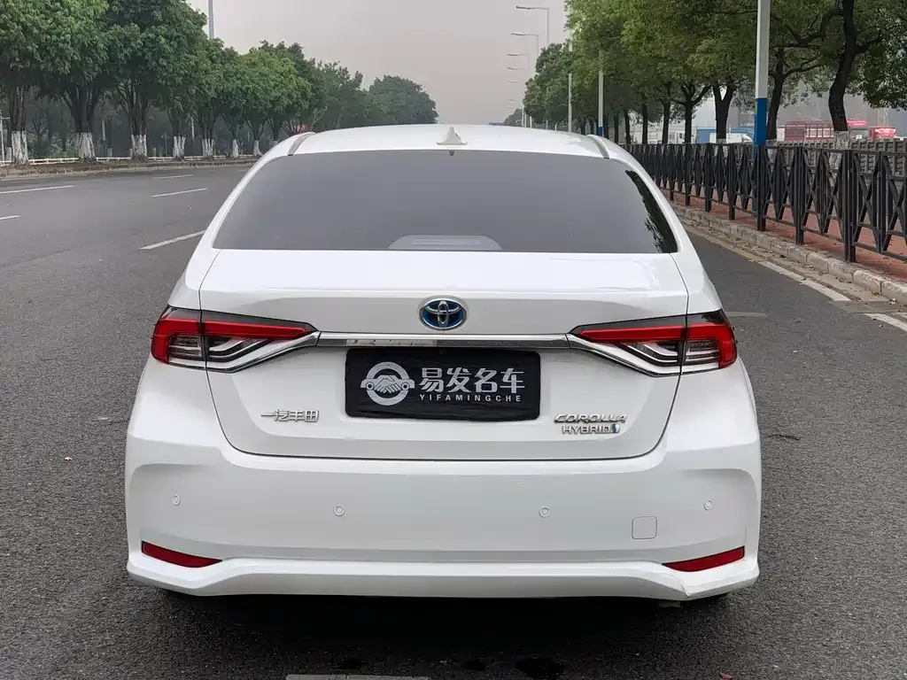 Toyota Corolla 2023 из CN, фото 4