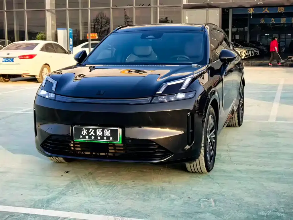 Lynk & Co 08 EM-P 2023 из CN, фото 1