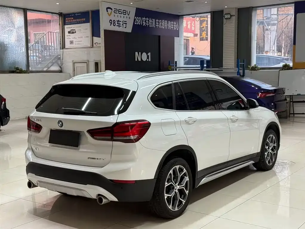 BMW X1 2022 из CN, фото 4