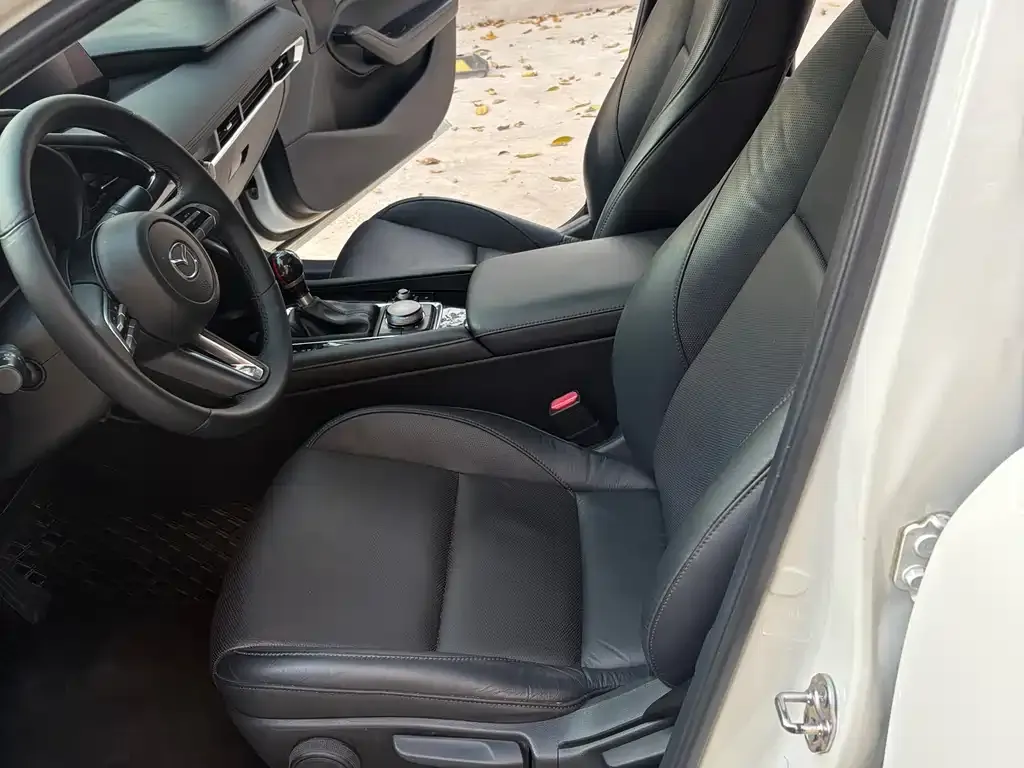 Mazda 3 Axela 2021 из CN, фото 9
