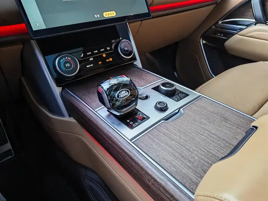 Land Rover Range Rover 2024 из CN, фото 3