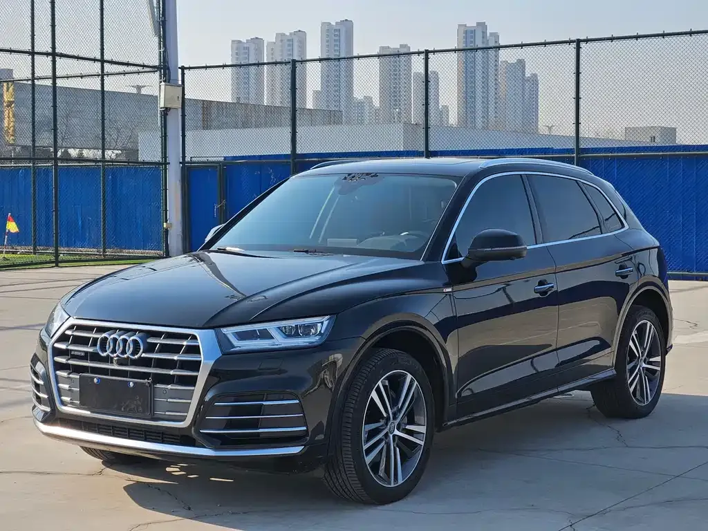 Audi Q5L 2021 из CN, фото 1