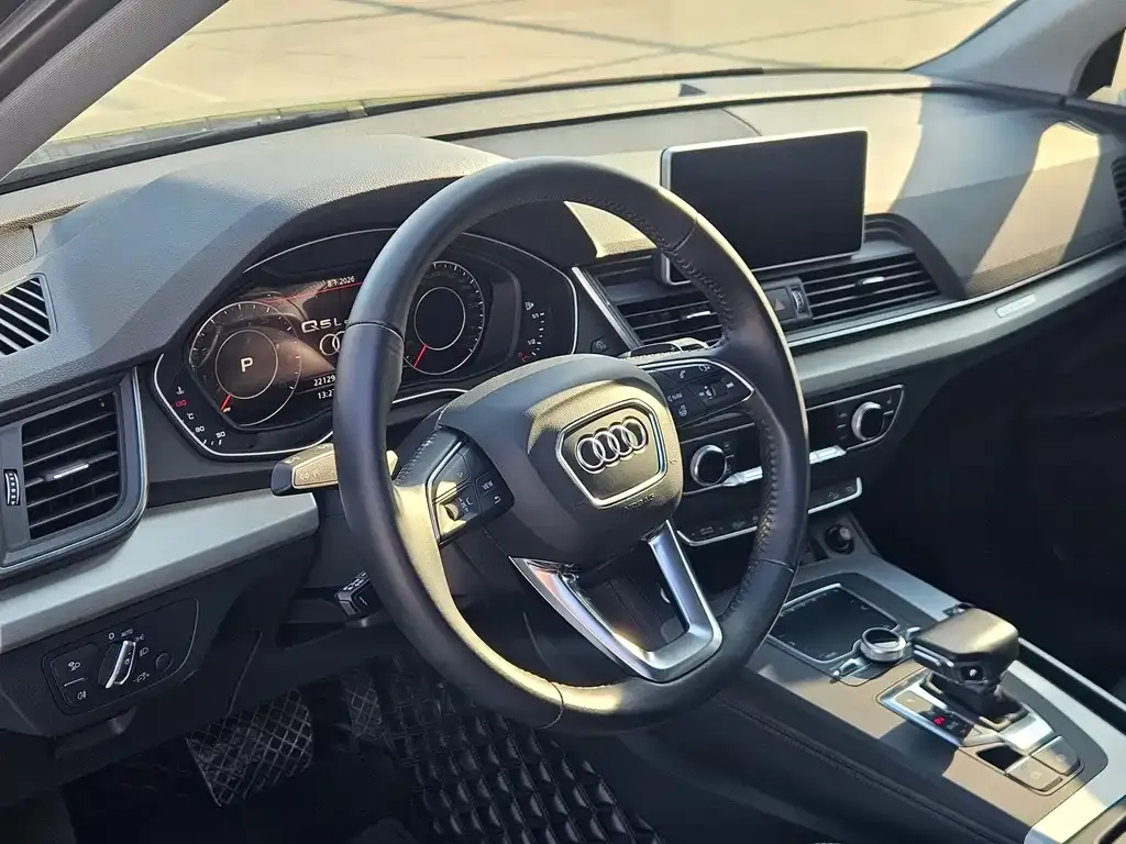 Audi Q5L 2021 из CN, фото 9