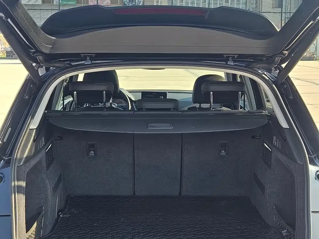Audi Q5L 2021 из CN, фото 7