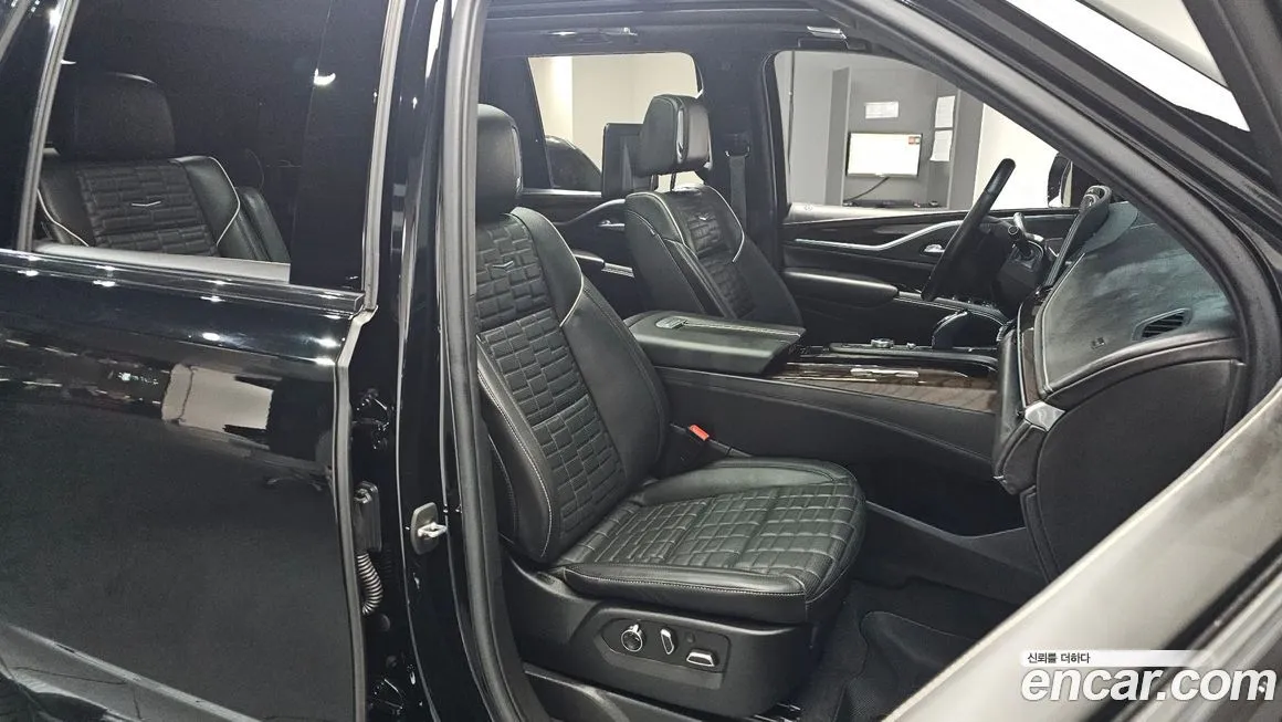 Cadillac Escalade 2022 из KR, фото 5