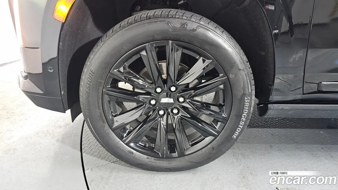 Cadillac Escalade 2022 из KR, фото 8