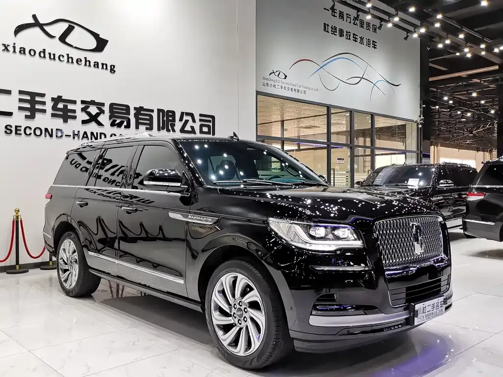 Lincoln Navigator 2023 из CN, фото 3