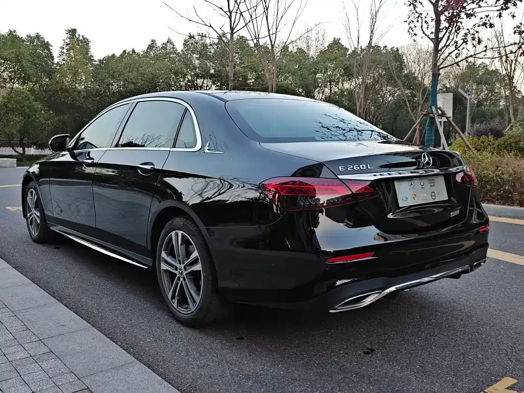 Mercedes-Benz E-Class 2022 из CN, фото 8