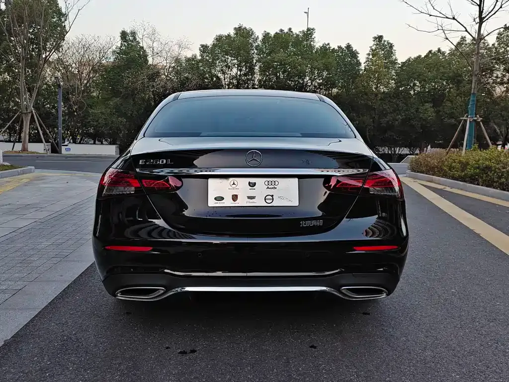 Mercedes-Benz E-Class 2022 из CN, фото 5