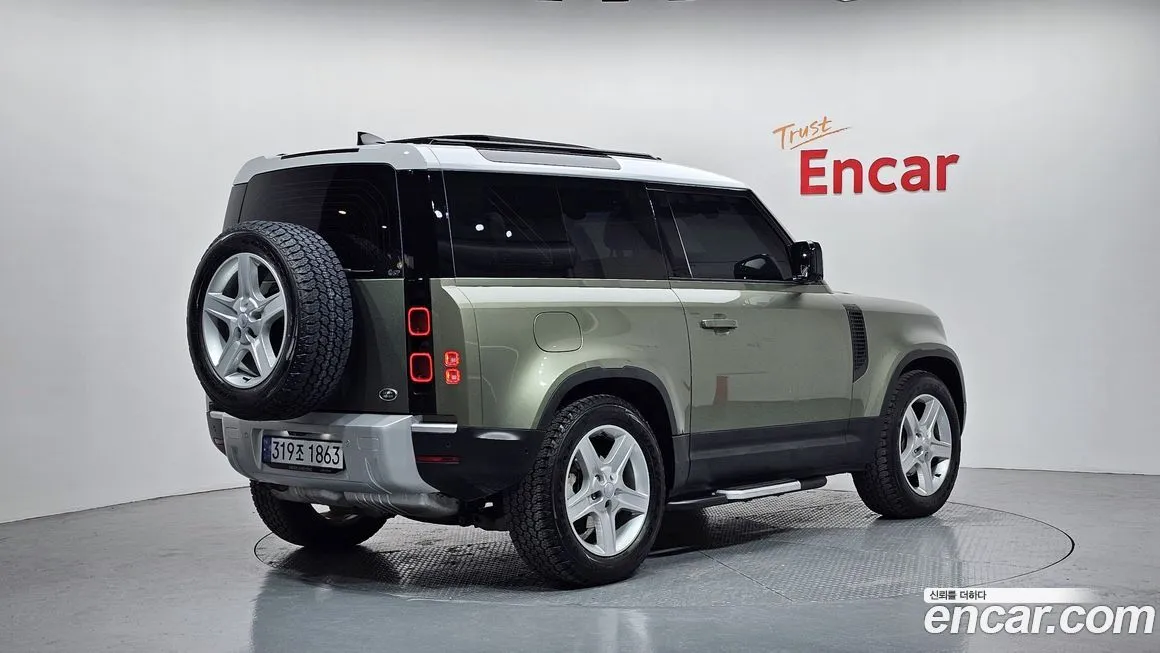Land Rover Defender 2023 из KR, фото 2