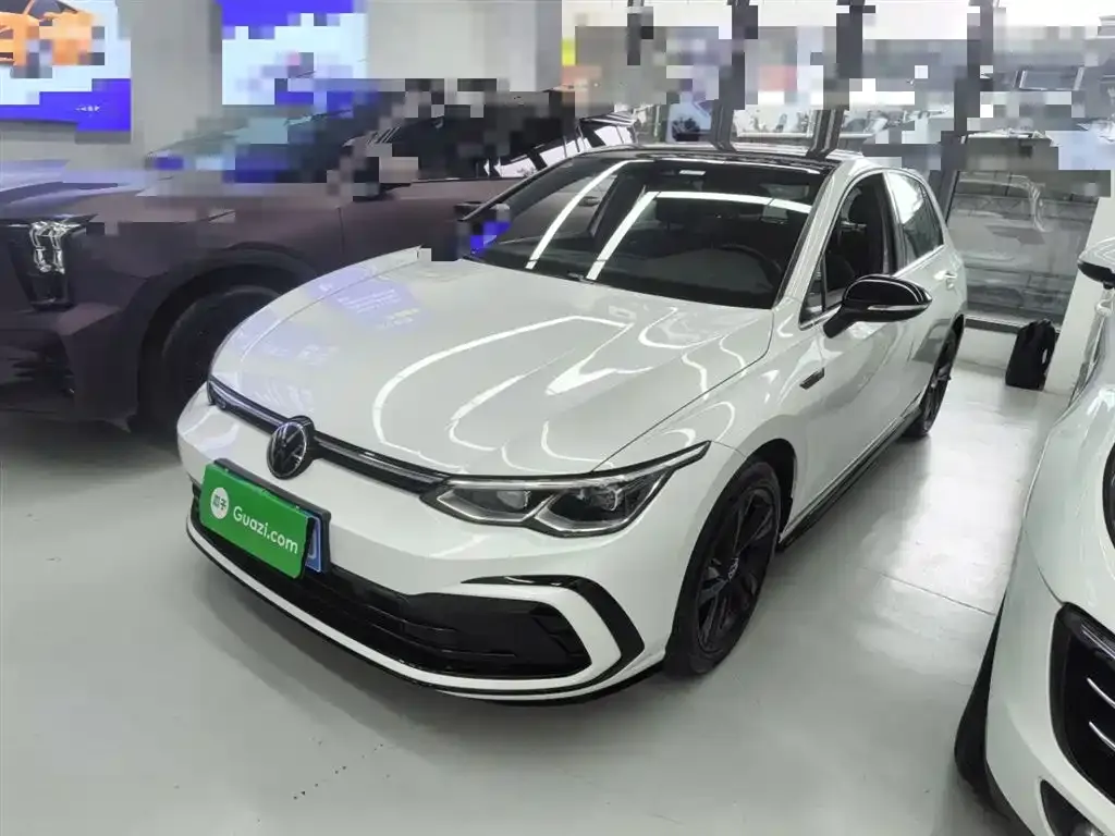 Volkswagen Golf 2022 из CN, фото 2