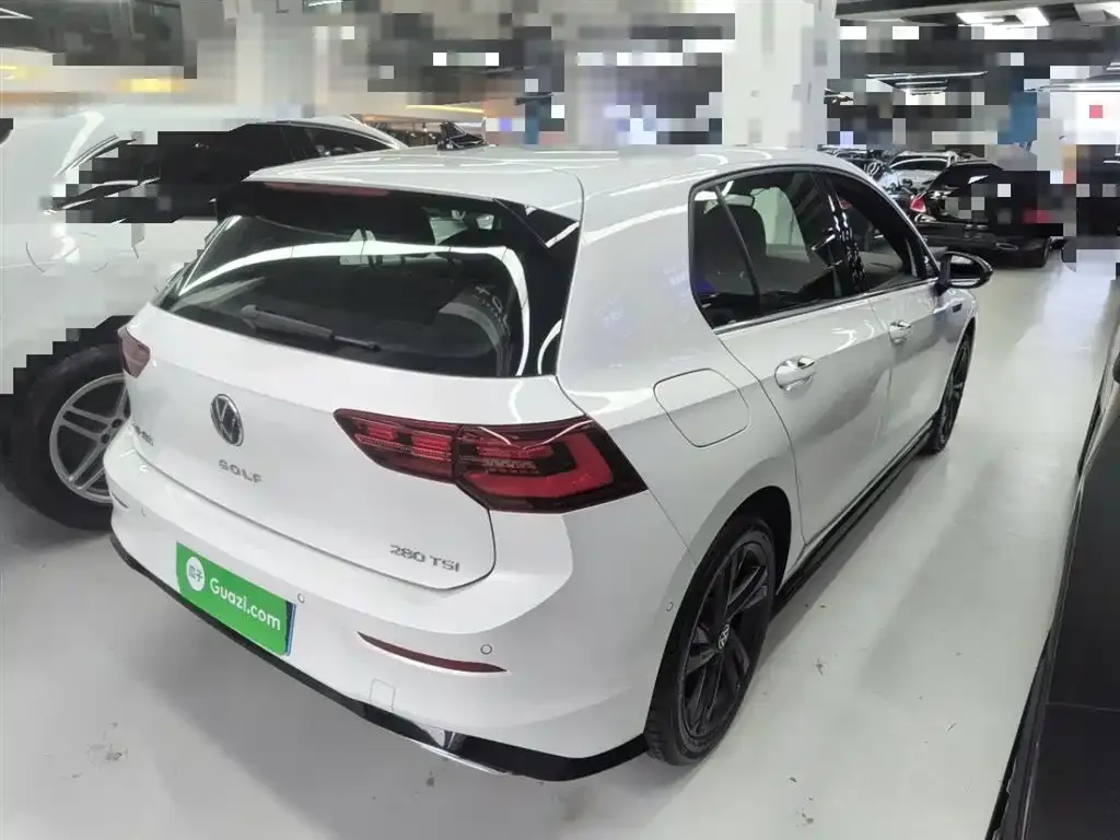 Volkswagen Golf 2022 из CN, фото 7