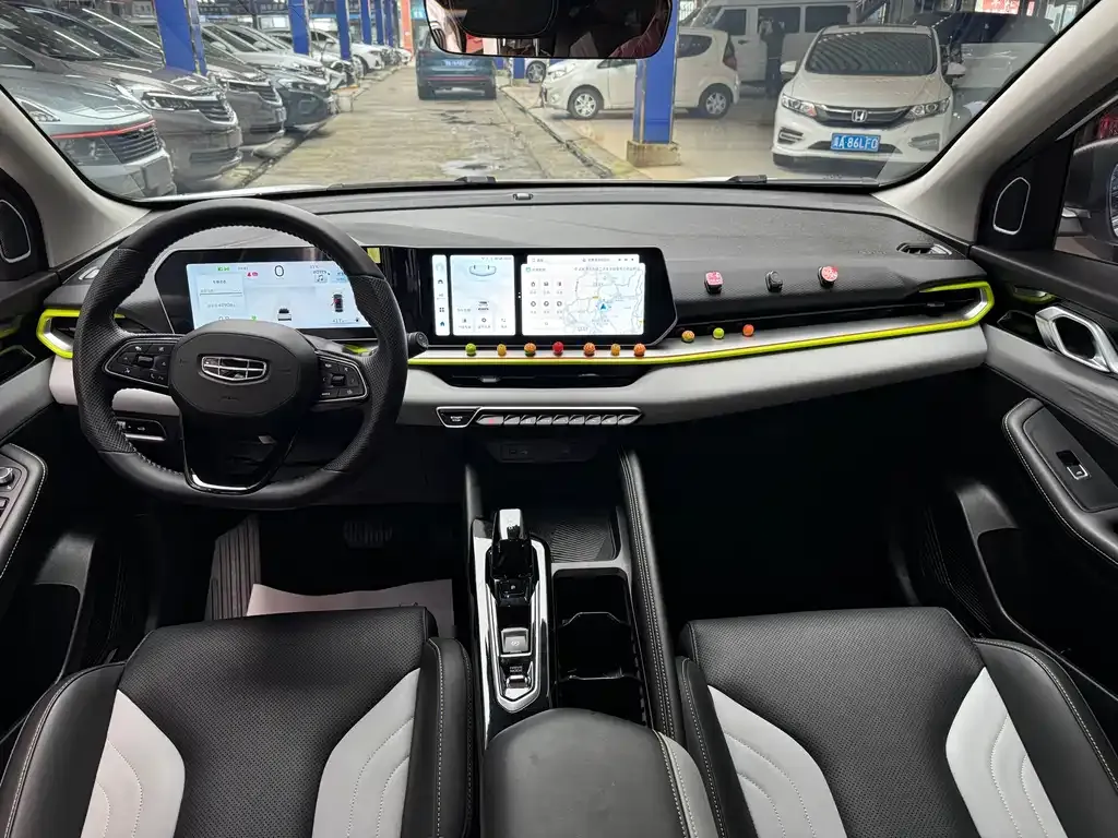 Geely Binyue 2023 из CN, фото 5
