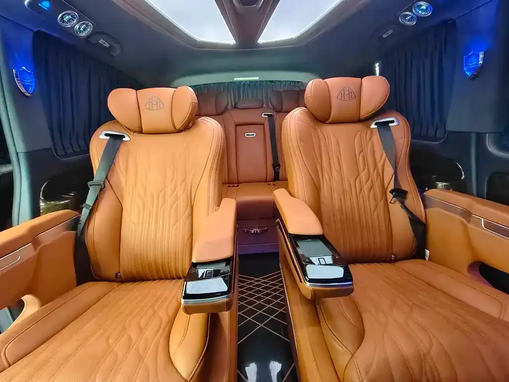 Mercedes-Benz Vito 2023 из CN, фото 7