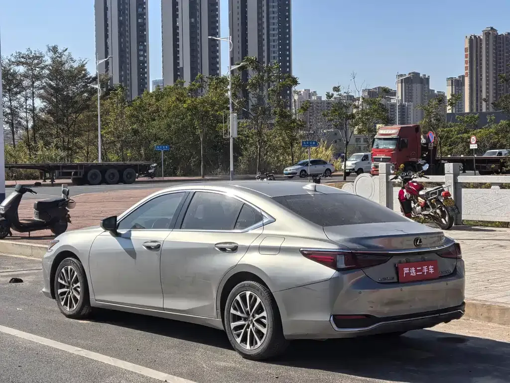 Lexus ES 2022 из CN, фото 5