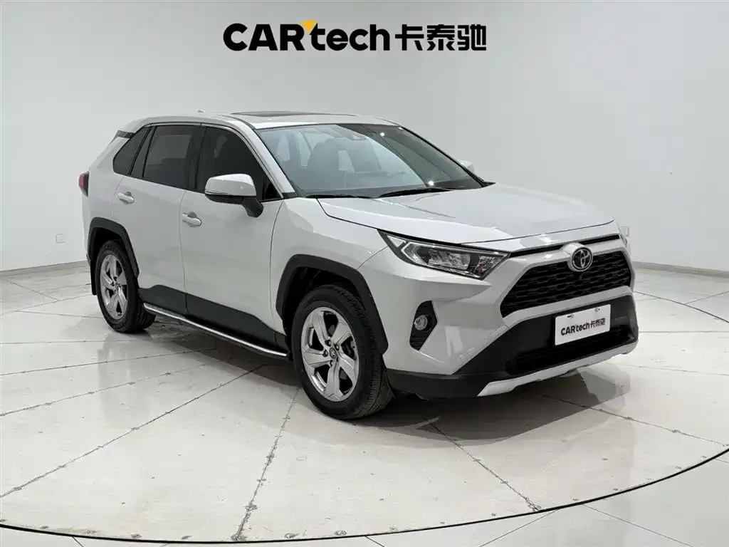 Toyota RAV4 2021 из CN, фото 4