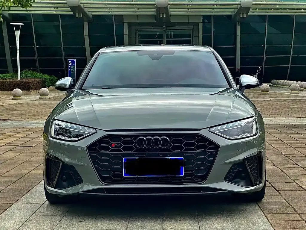 Audi S4 2023 из CN, фото 3