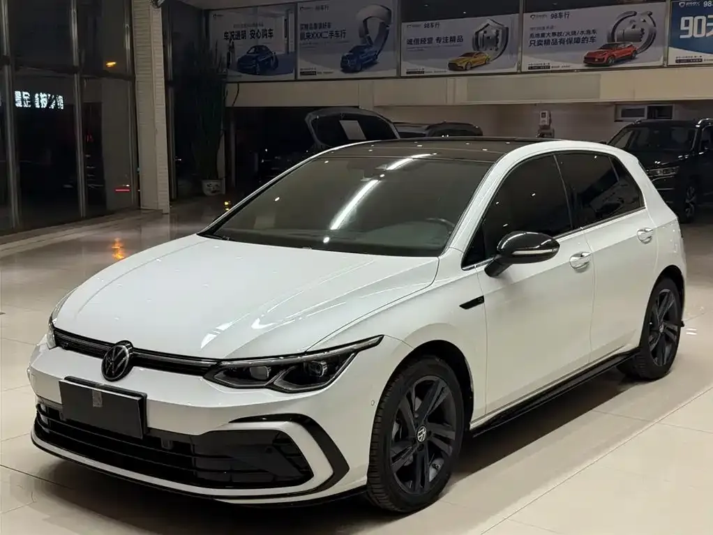 Volkswagen Golf 2021 из CN, фото 1