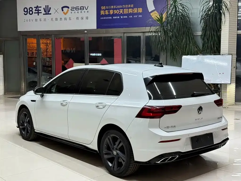 Volkswagen Golf 2021 из CN, фото 6