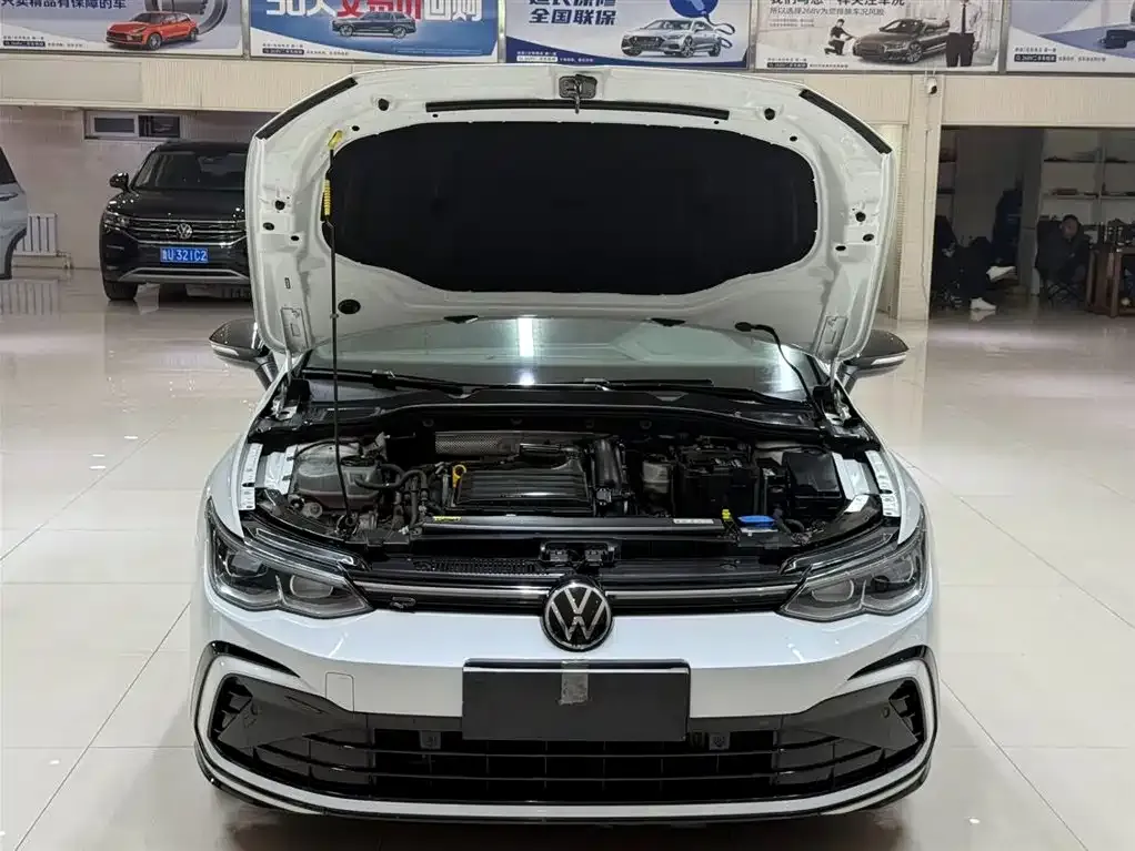 Volkswagen Golf 2021 из CN, фото 7