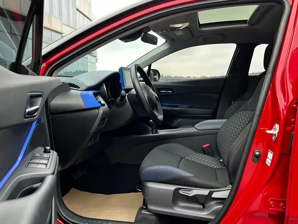 Toyota C-HR 2021 из CN, фото 9