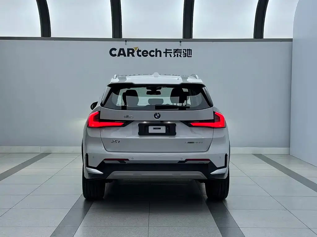 BMW X1 2024 из CN, фото 8