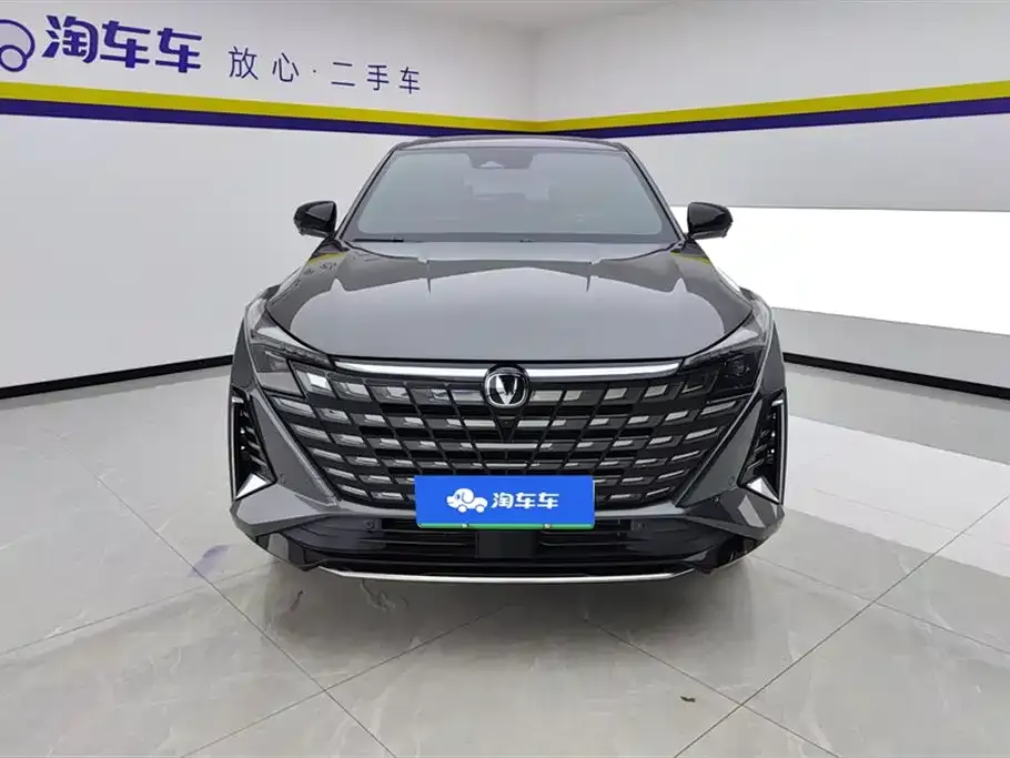 Changan UNI-Z New Energy 2024 из CN, фото 2