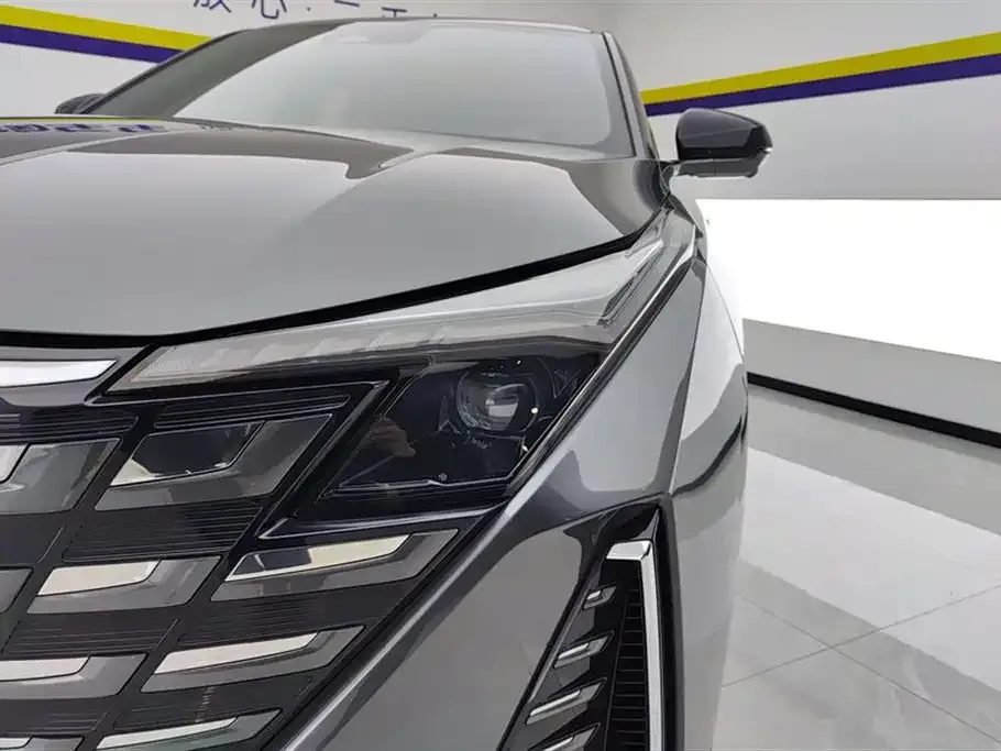 Changan UNI-Z New Energy 2024 из CN, фото 5