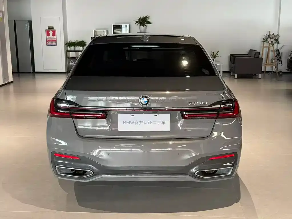 BMW 7 Series 2022 из CN, фото 7