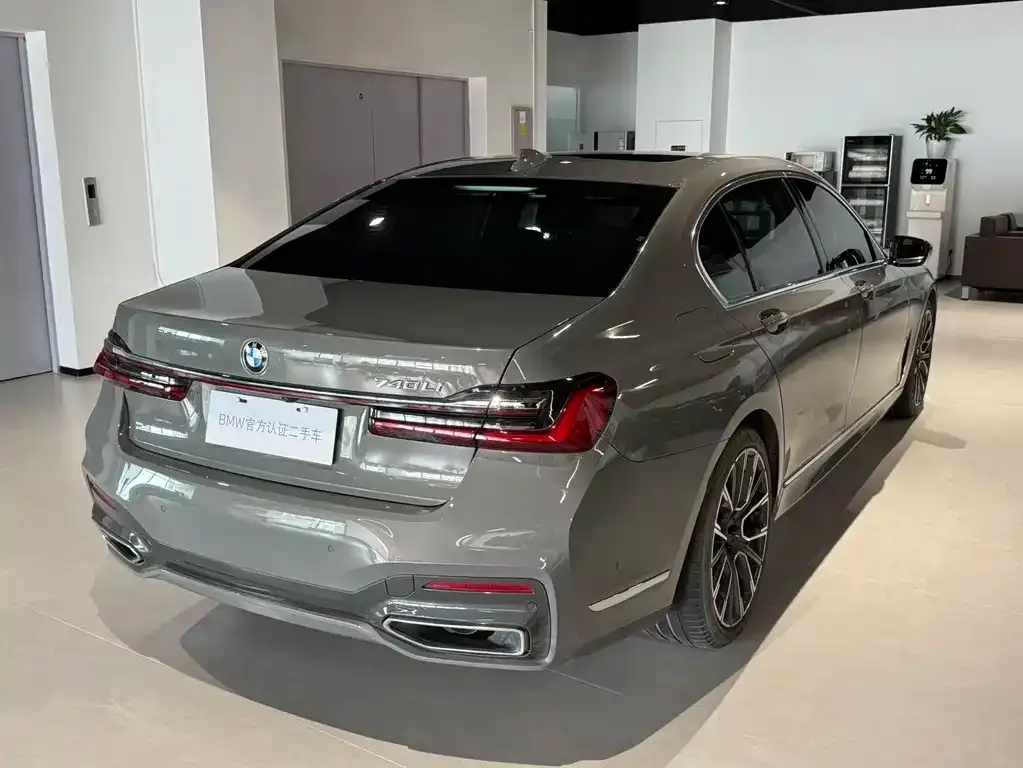 BMW 7 Series 2022 из CN, фото 4