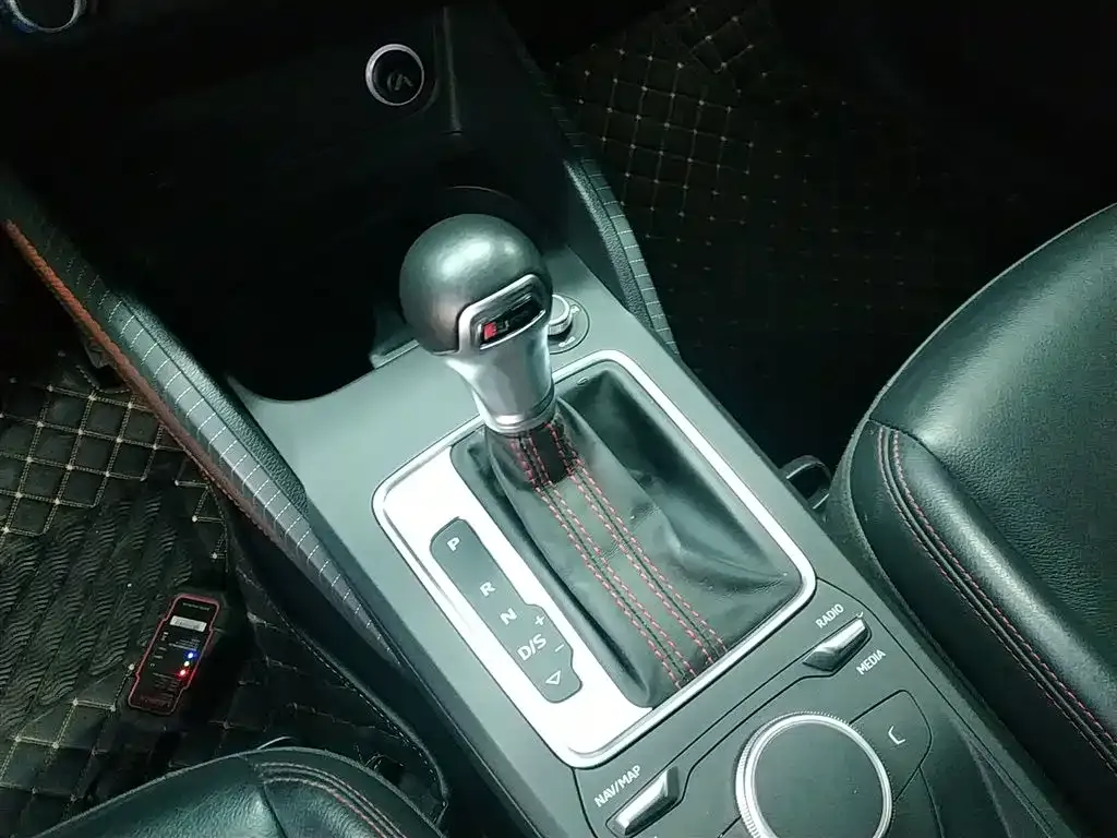 Audi Q2L 2022 из CN, фото 6