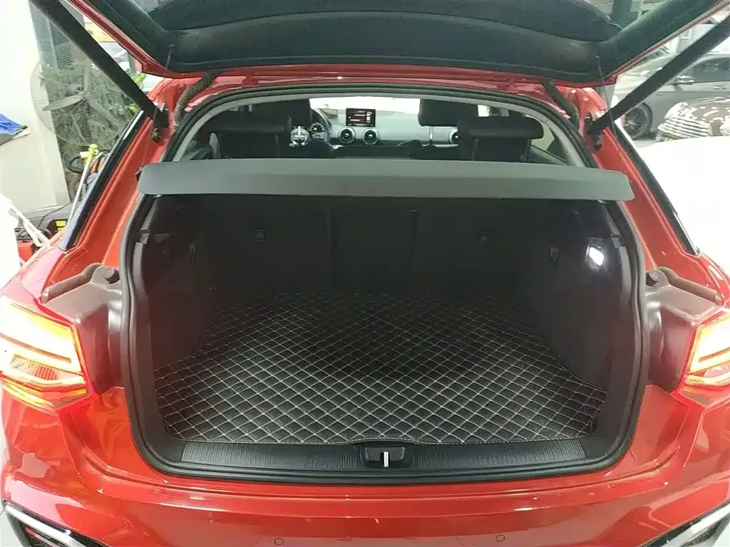 Audi Q2L 2022 из CN, фото 9
