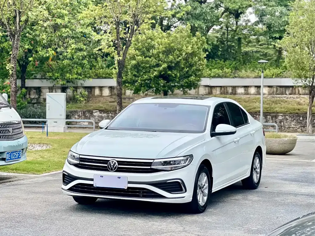 Volkswagen Bora 2023 из CN, фото 1