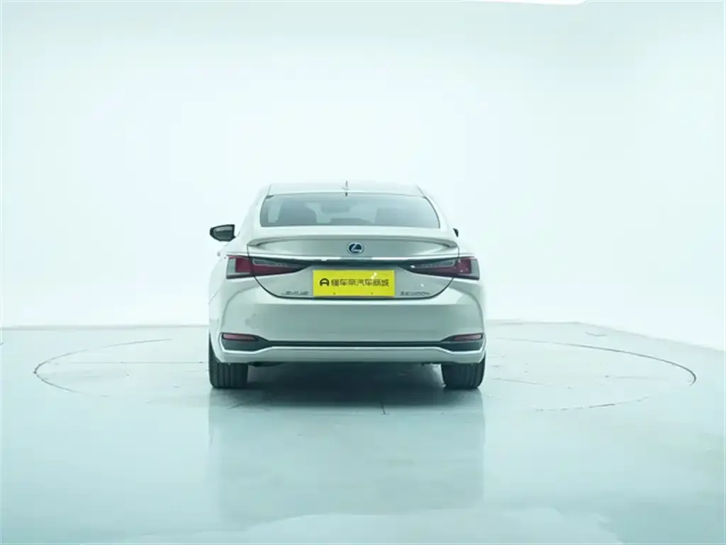 Lexus ES 2021 из CN, фото 4