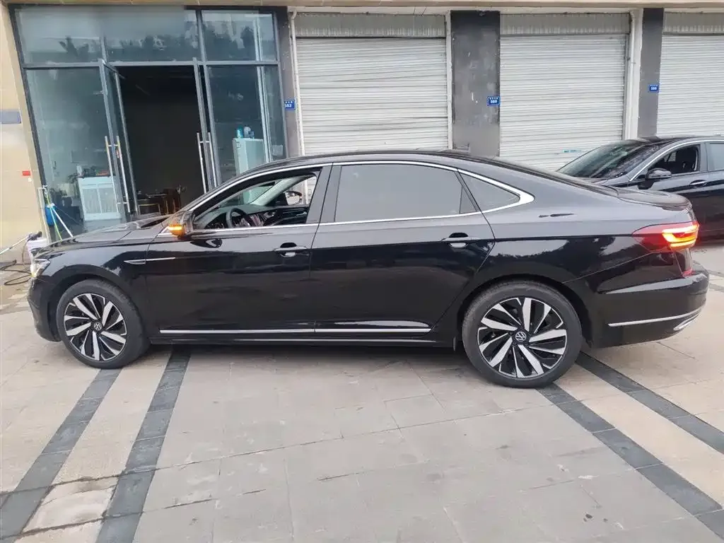 Volkswagen Passat 2024 из CN, фото 4