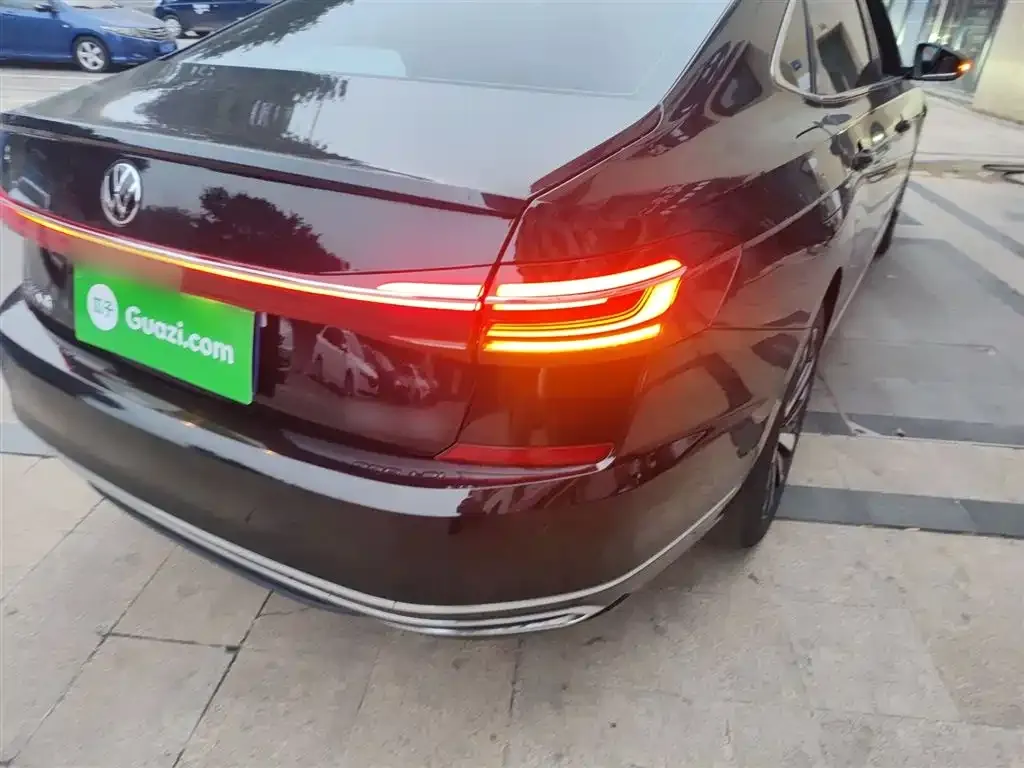 Volkswagen Passat 2024 из CN, фото 2
