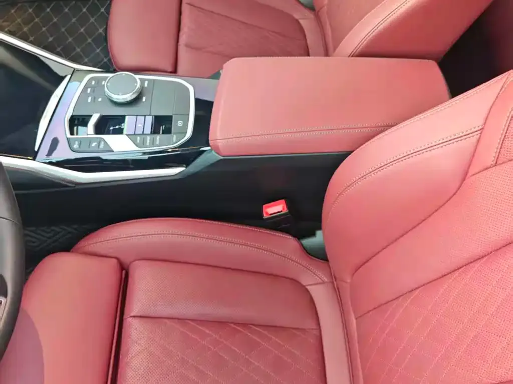 BMW 3 Series 2023 из CN, фото 10