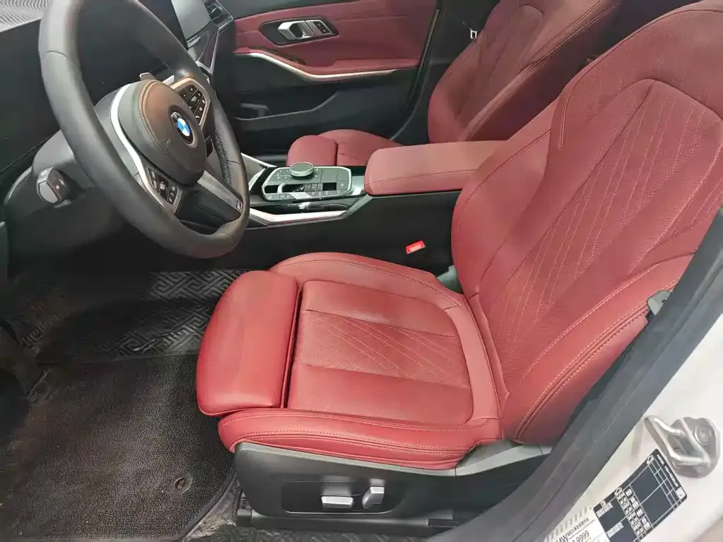BMW 3 Series 2023 из CN, фото 9