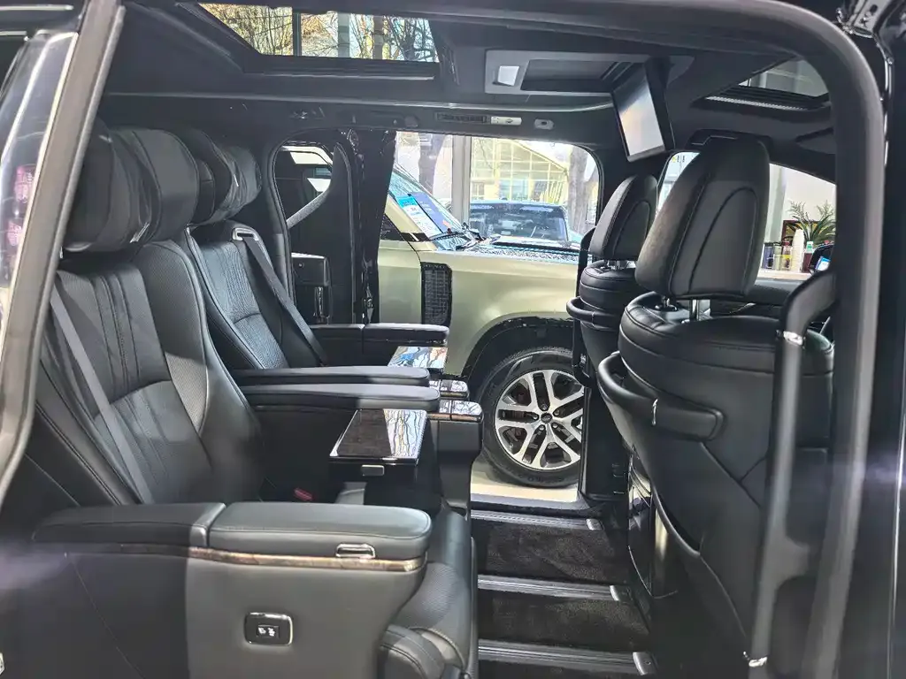 Toyota Vellfire 2023 из CN, фото 9