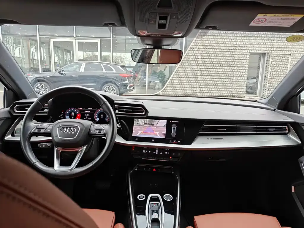 Audi A3 2024 из CN, фото 2