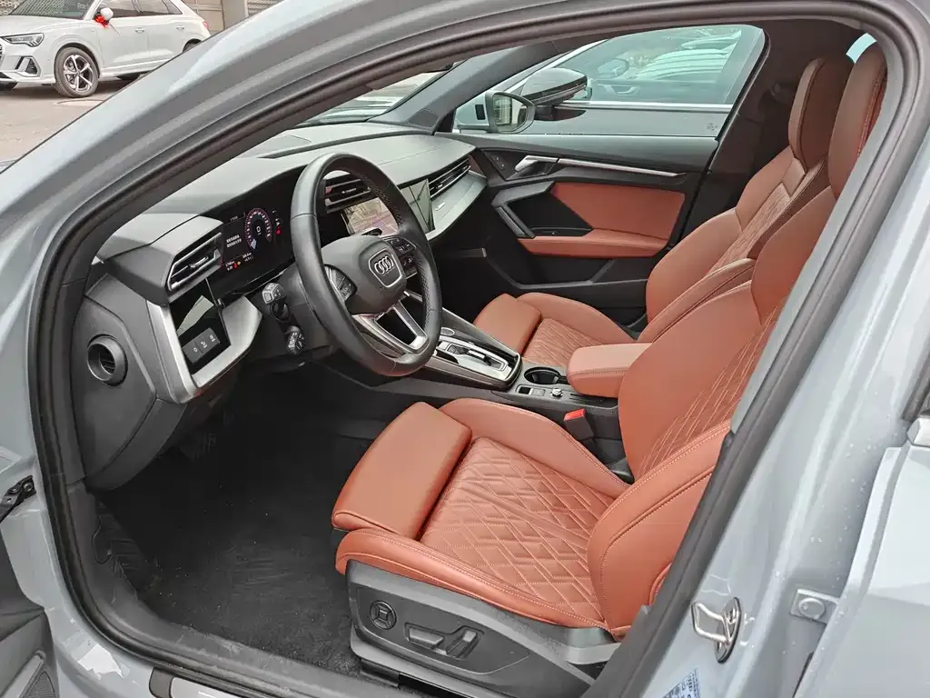 Audi A3 2024 из CN, фото 5