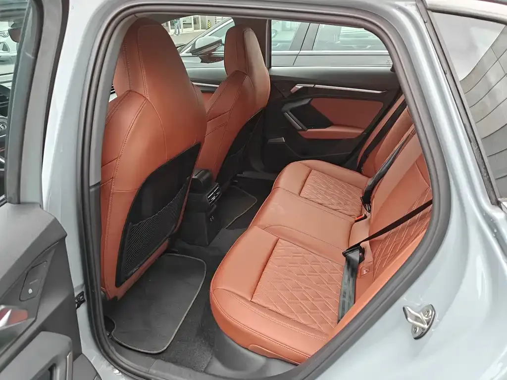 Audi A3 2024 из CN, фото 4