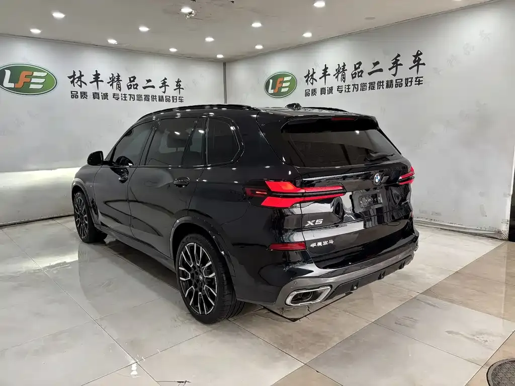 BMW X5 2024 из CN, фото 2