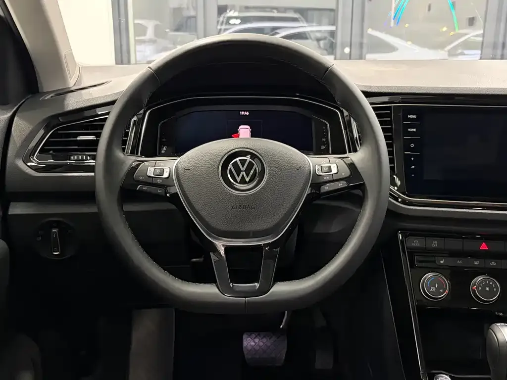 Volkswagen T-Roc 2022 из CN, фото 3