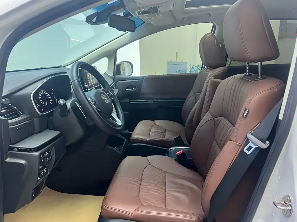 Honda Odyssey 2023 из CN, фото 3