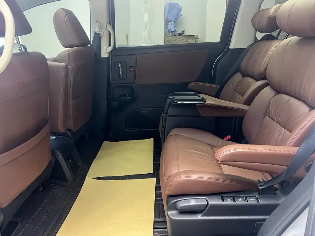Honda Odyssey 2023 из CN, фото 4