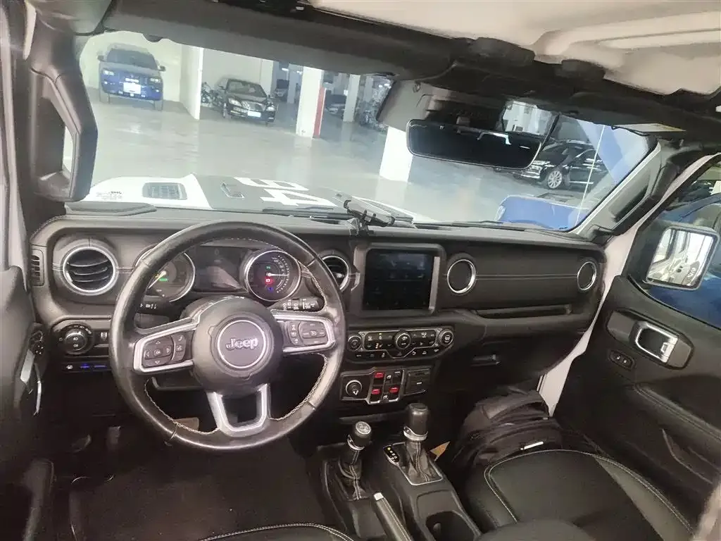 Jeep Wrangler PHEV 2023 из CN, фото 9