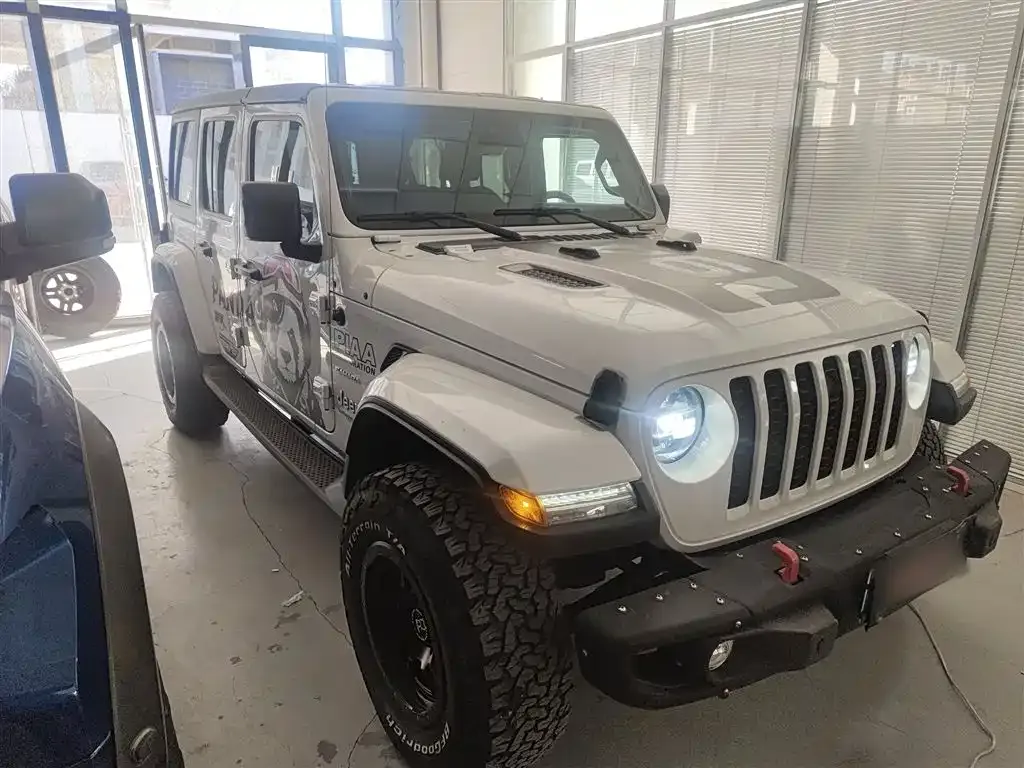 Jeep Wrangler PHEV 2023 из CN, фото 4